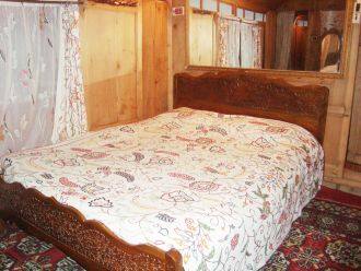 Happy Houseboat, Srinagar 2